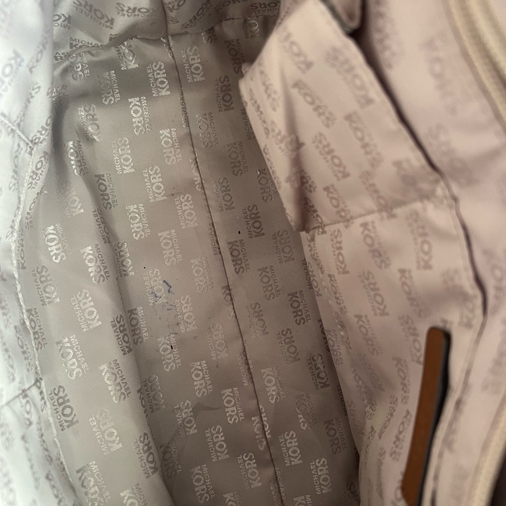 Handbag - Picture 6 of 6